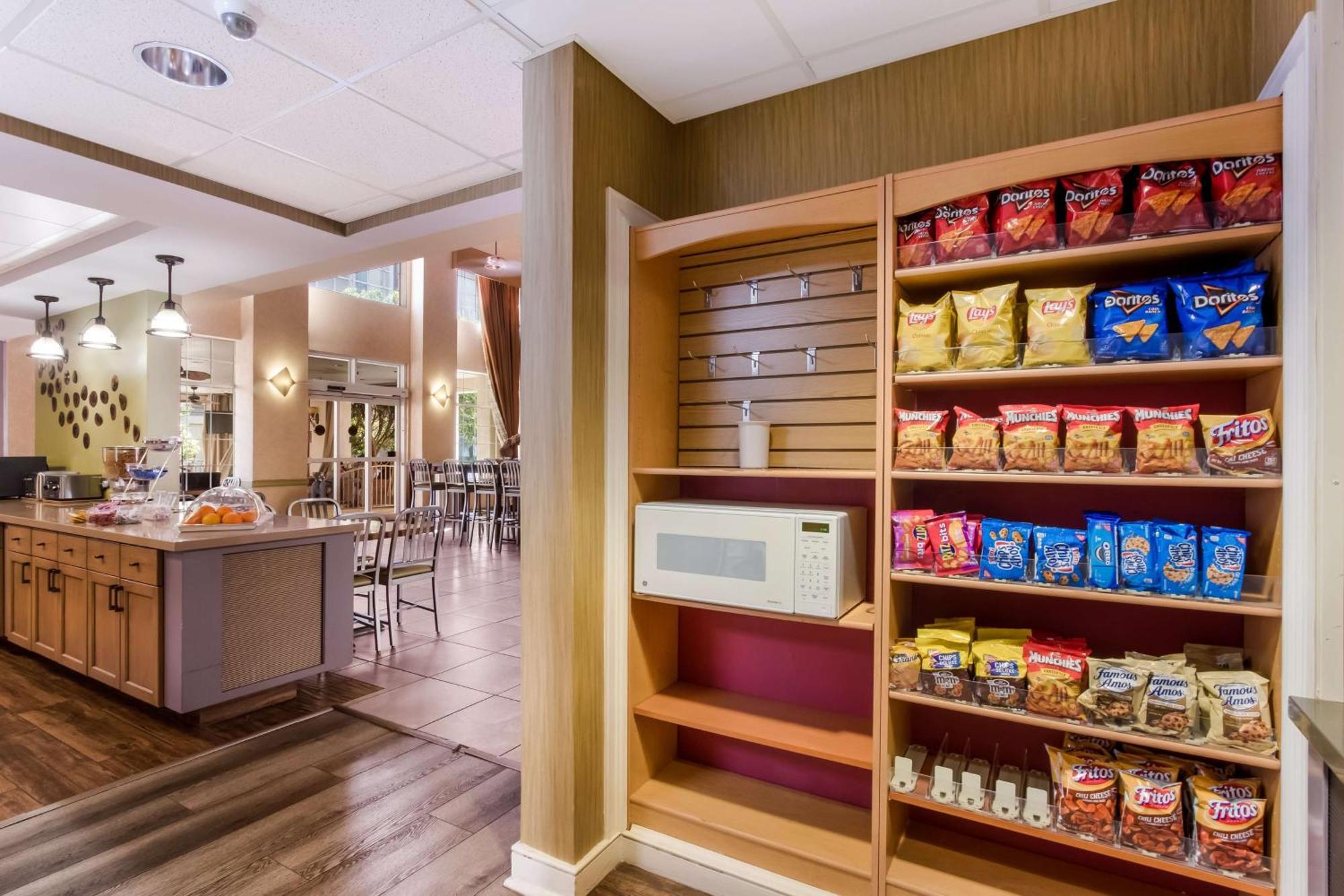 Surestay Plus Hotel By Best Western Tempe University Exterior foto